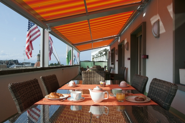 Hotel Crystal Garni